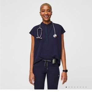 Figs scrubs set